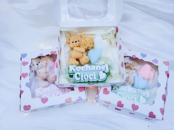 Zestaw „Kochanej Cioci” – mydlany prezent na zakończenie roku