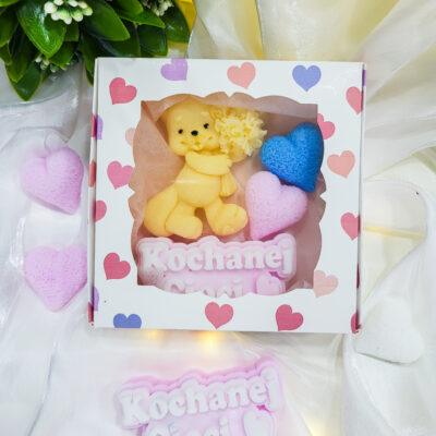 Zestaw „Kochanej Cioci” – mydlany prezent na zakończenie roku