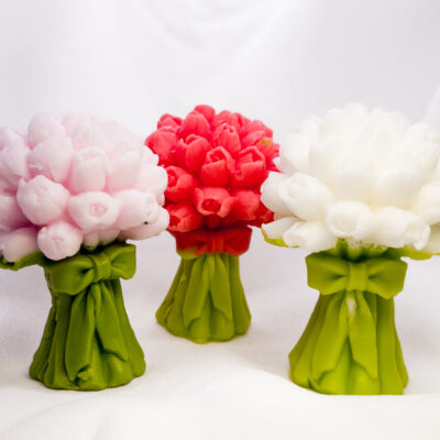 Mydło bukiecik tulipanów – ręcznie robione mydło glicerynowe w formie kwiatowego upominku handmade.