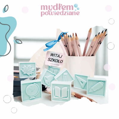 Mydła glicerynowe z motywami szkolnymi – globus, książka, ołówek, liść, dzwonek. Upominek na rozpoczęcie roku szkolnego.