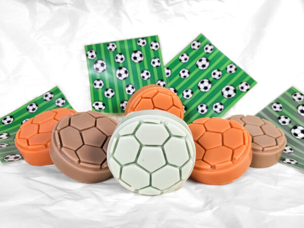 Mydło glicerynowe w kształcie piłki nożnej, oryginalny prezent na Dzień Chłopaka