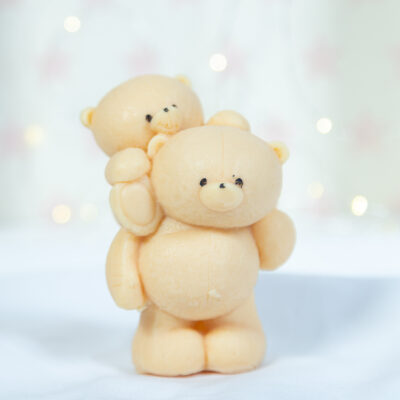 Rodzinne Misie - Maleństwo Na Plecach